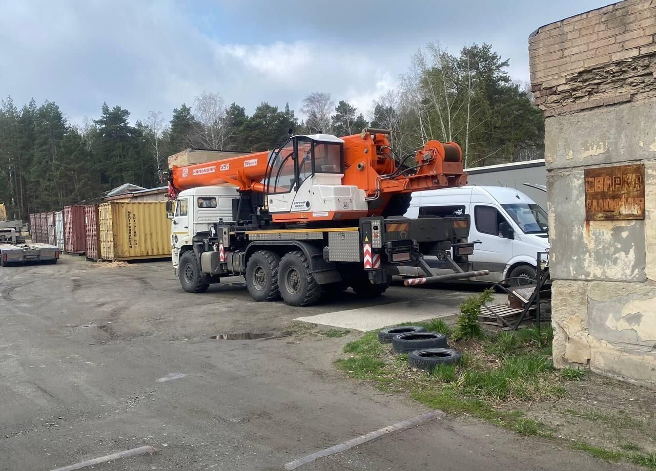 Камышинский КЗ КС-55713-5К-4 - Мобильный кран: фото 3 Камышинский КЗ КС-55713-5К-4 - Мобильный кран: фото 3