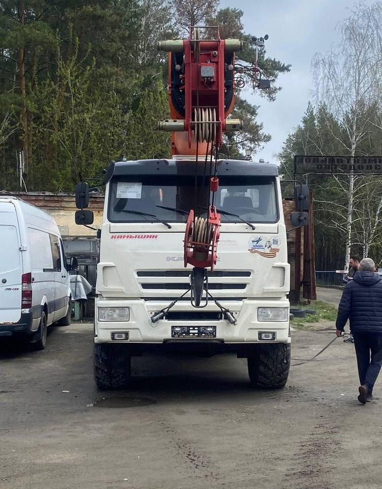 Камышинский КЗ КС-55713-5К-4 - Мобильный кран: фото 5 Камышинский КЗ КС-55713-5К-4 - Мобильный кран: фото 5