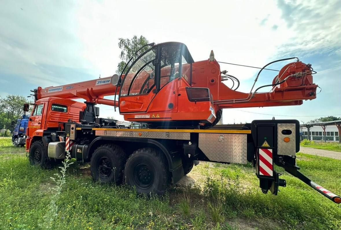 Клинцы КС-55713-5К-4 (ОВОИД) - Автокран: фото 3 Клинцы КС-55713-5К-4 (ОВОИД) - Автокран: фото 3