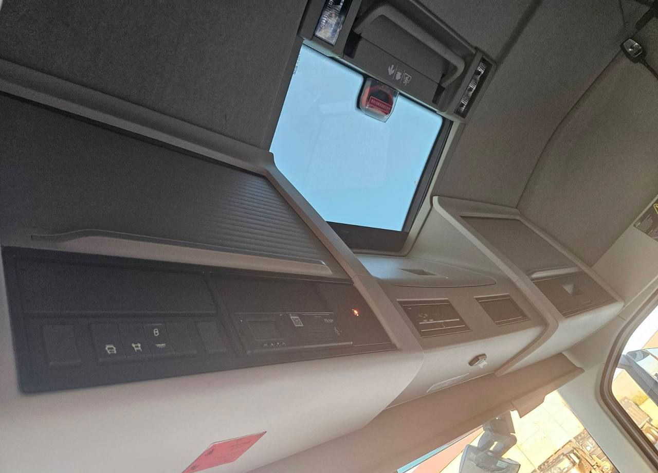 Новый Тягач Volvo FH: фото 7