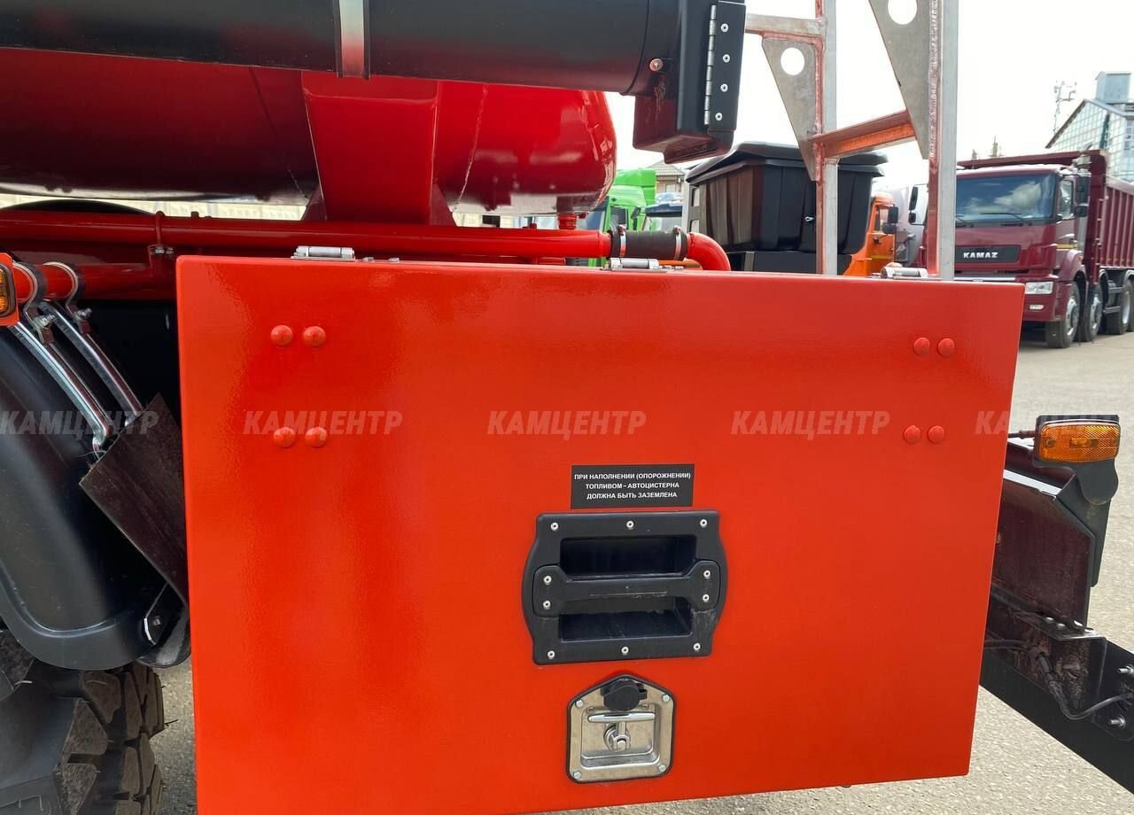 Новый Грузовик с цистерной КАМАЗ 43118-3027-48: фото 16