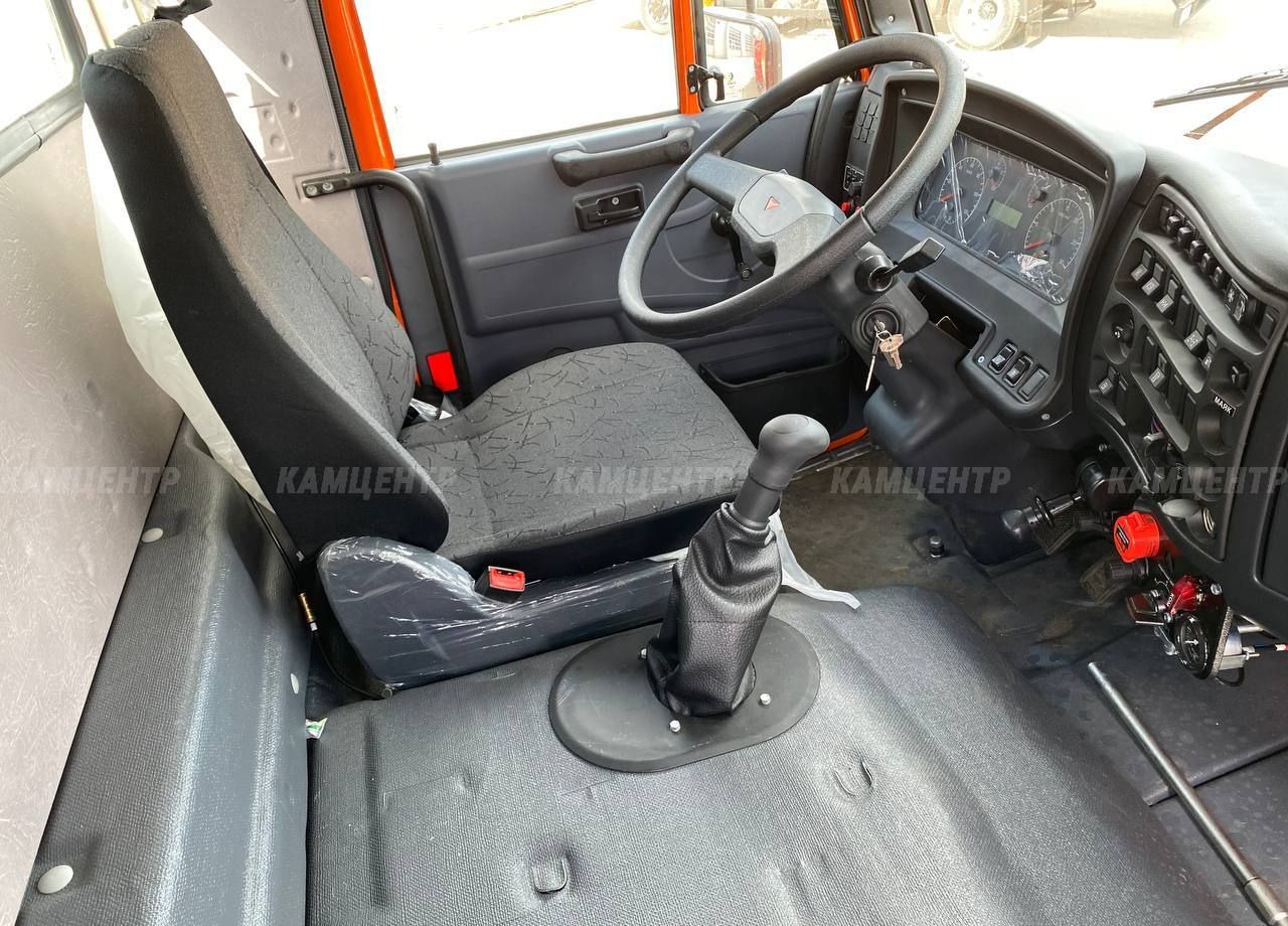 Новый Грузовик с цистерной КАМАЗ 43118-3027-48: фото 20