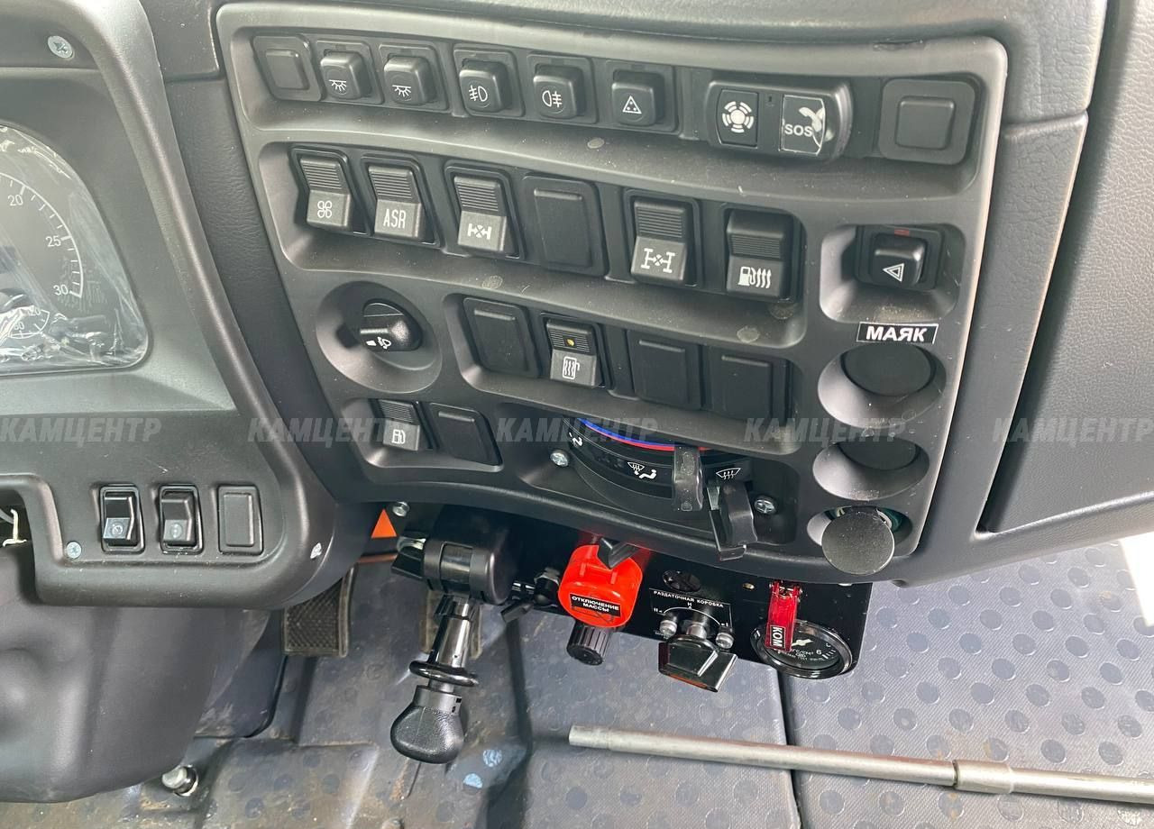 Новый Грузовик с цистерной КАМАЗ 43118-3027-48: фото 23