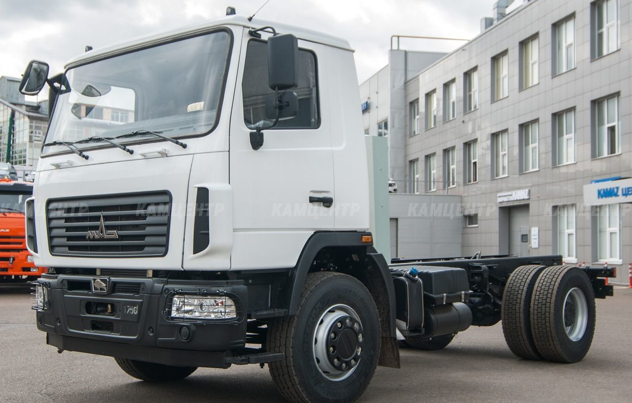 МАЗ 534025-585-013 - Грузовик-шасси: фото 3 МАЗ 534025-585-013 - Грузовик-шасси: фото 3