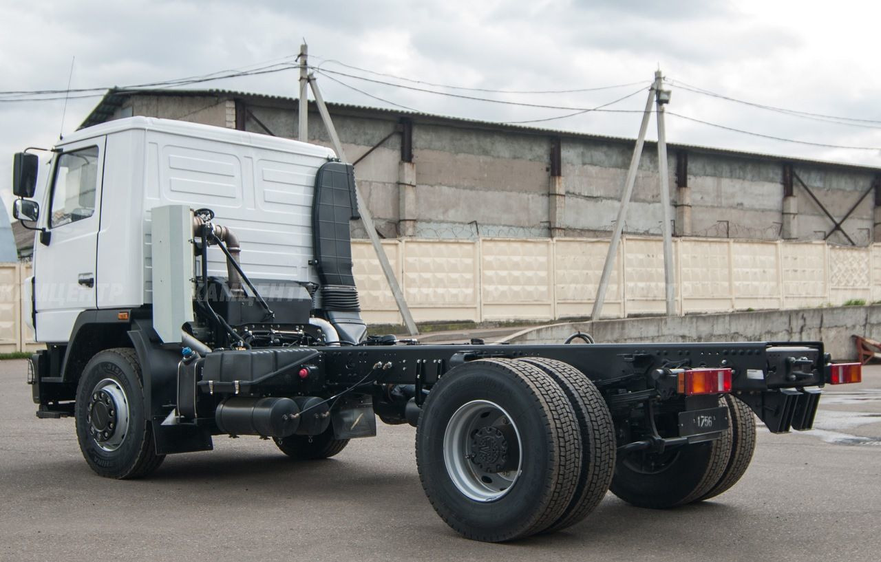 МАЗ 534025-585-013 - Грузовик-шасси: фото 5 МАЗ 534025-585-013 - Грузовик-шасси: фото 5