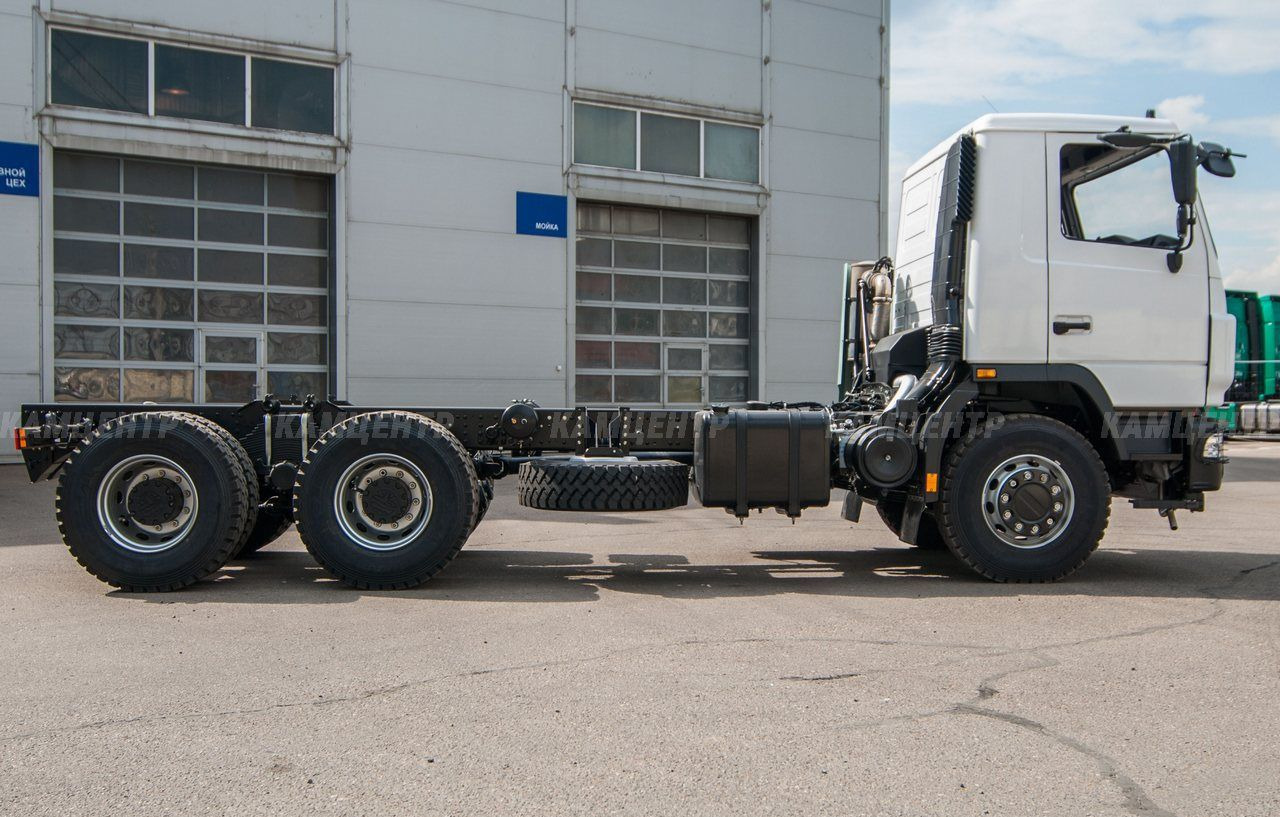 Новый Грузовик-шасси МАЗ 631226-585-042: фото 10