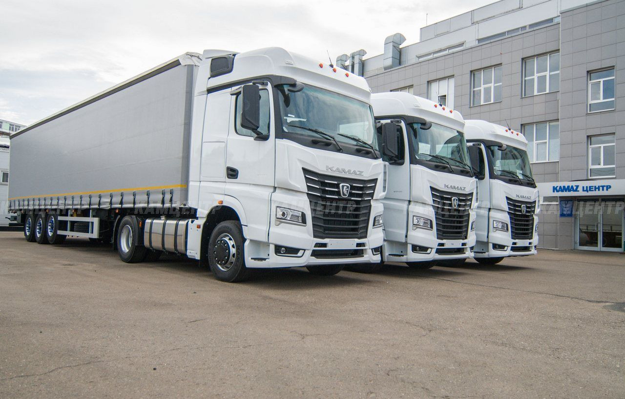 КАМАЗ 54901 - Тягач: фото 1 КАМАЗ 54901 - Тягач: фото 1