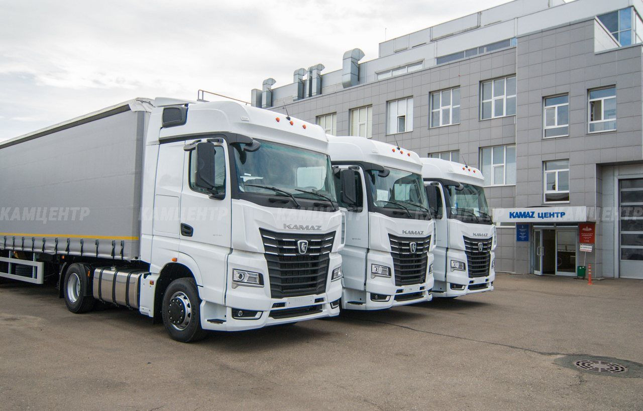 КАМАЗ 54901 - Тягач: фото 1 КАМАЗ 54901 - Тягач: фото 1