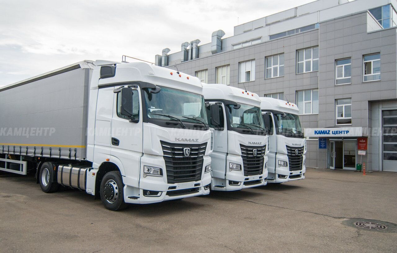 КАМАЗ 54901 - Тягач: фото 1 КАМАЗ 54901 - Тягач: фото 1