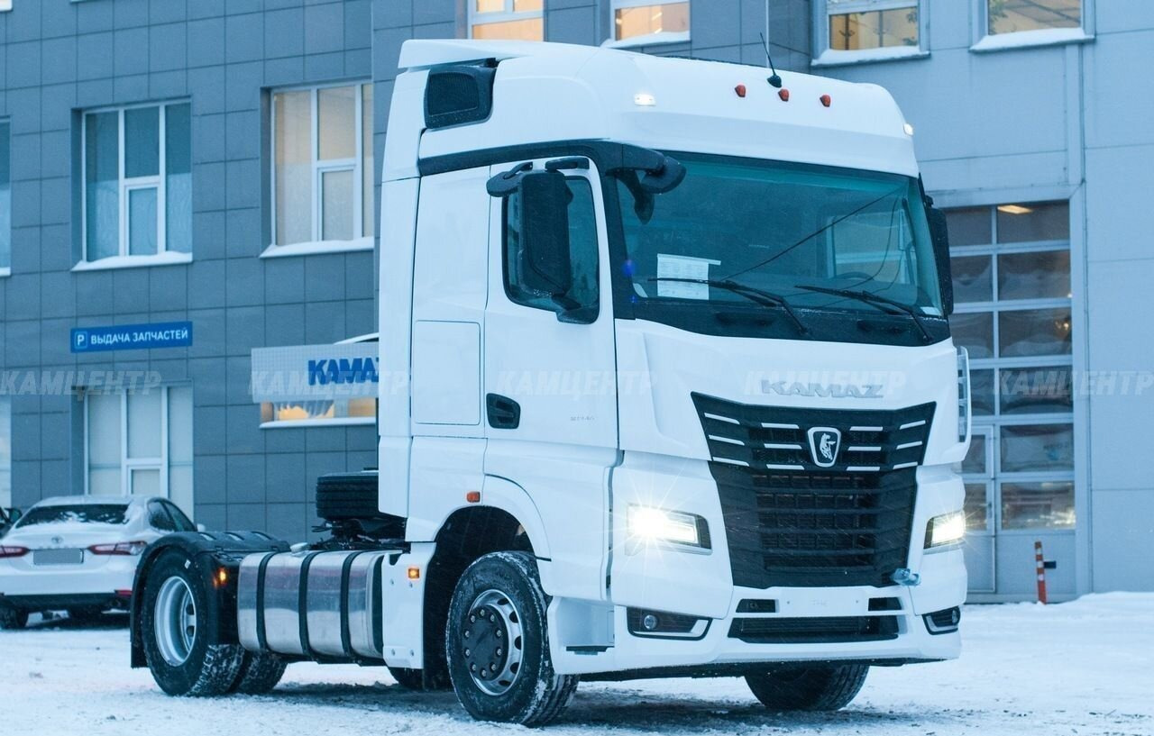КАМАЗ 54901 - Тягач: фото 1 КАМАЗ 54901 - Тягач: фото 1