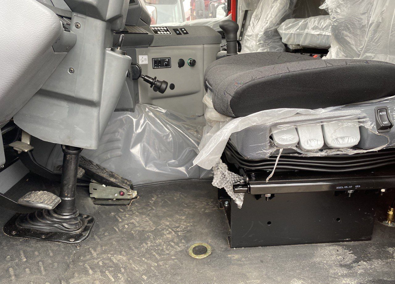 Новый Тягач МАЗ 544028: фото 11