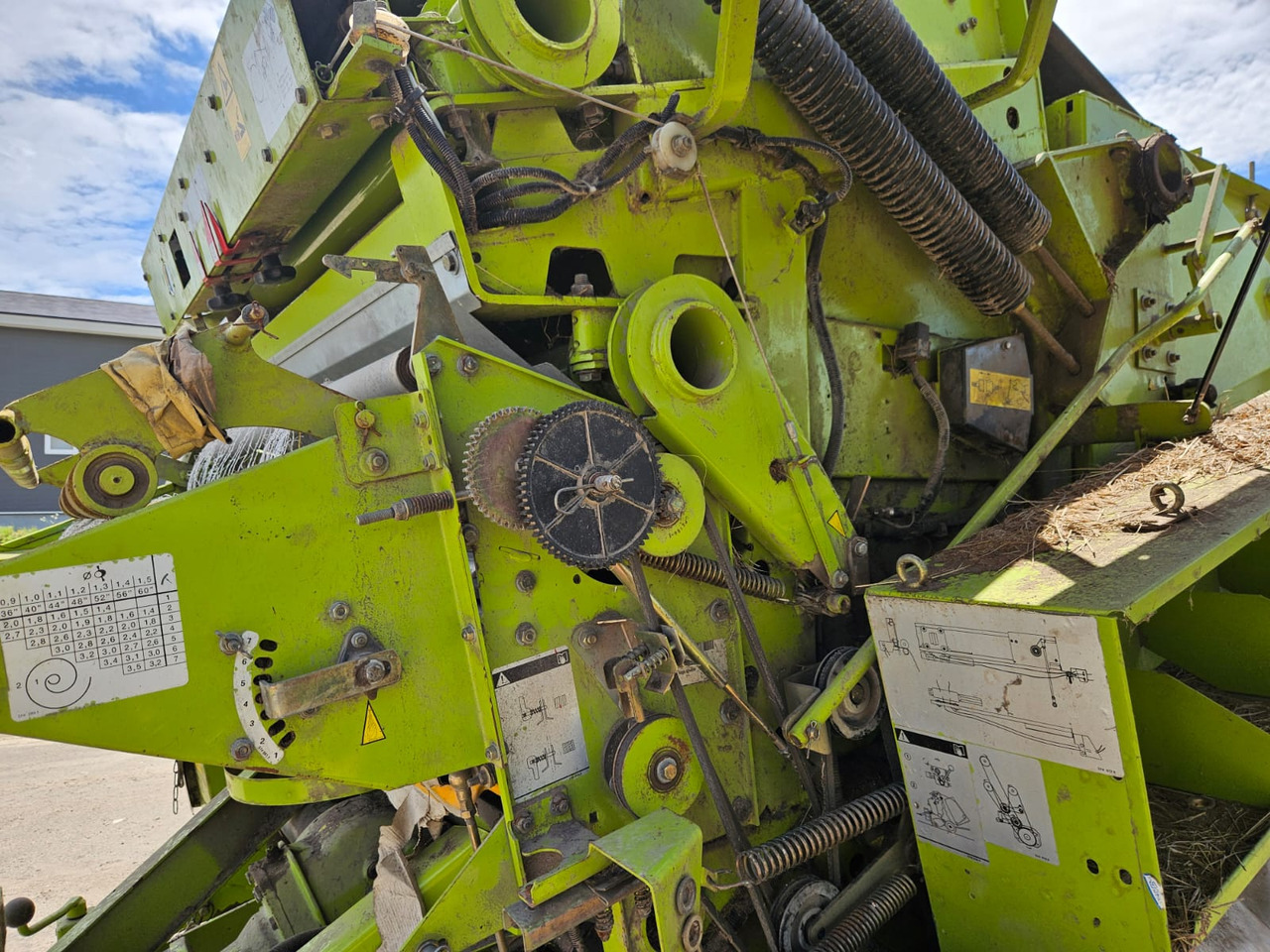 Пресс-подборщик рулонный Claas Variant 260: фото 12