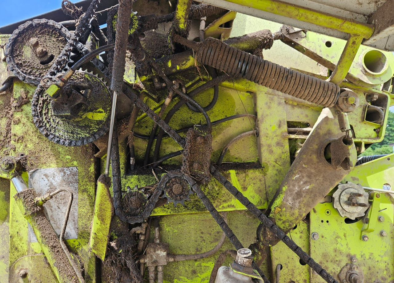 Пресс-подборщик рулонный Claas Variant 260: фото 9