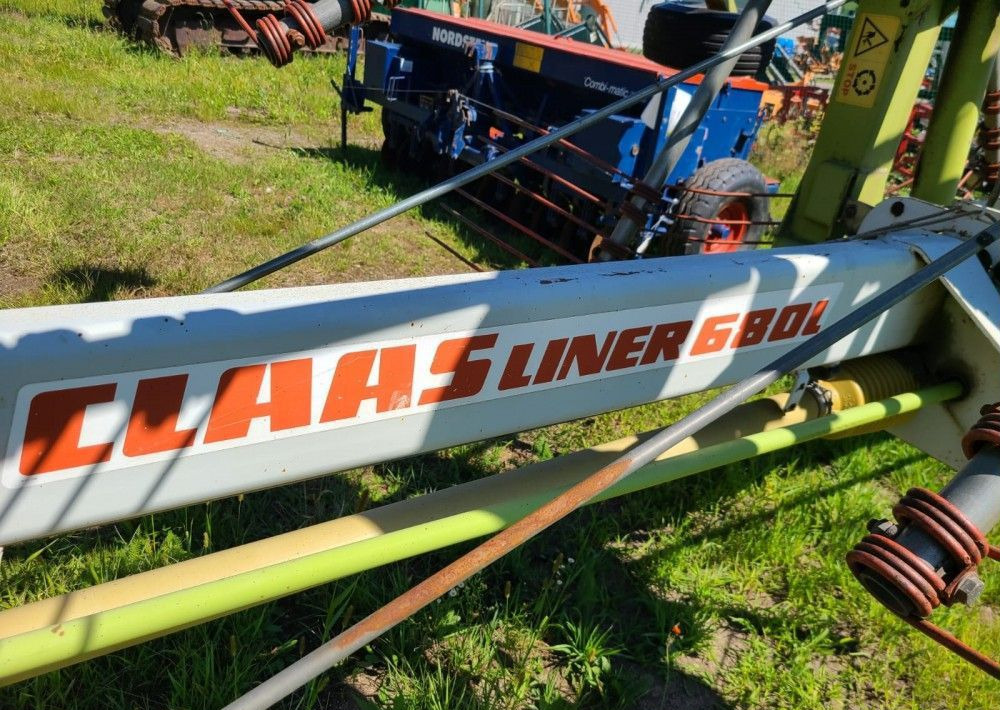 Сеноворошилка Двухроторный валкоукладчик Claas Liner 680 L в сбо: фото 6