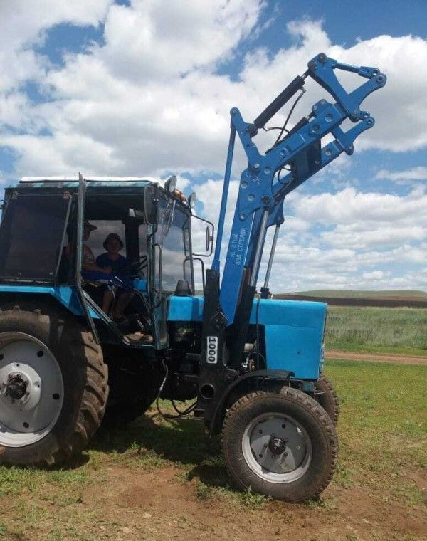 Фронтальный погрузчик Magnus пфу-1.0 (Лесник) в сб - Фронтальный погрузчик для трактора: фото 1 Фронтальный погрузчик Magnus пфу-1.0 (Лесник) в сб - Фронтальный погрузчик для трактора: фото 1