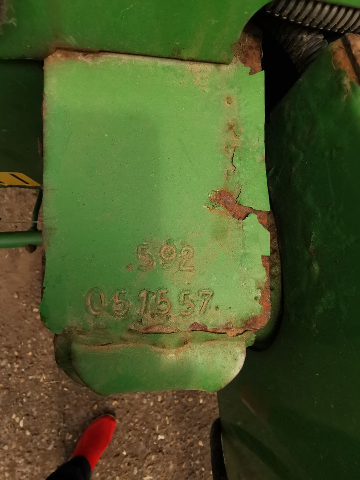Пресс-подборщик рулонный JOHN DEERE 592: фото 21