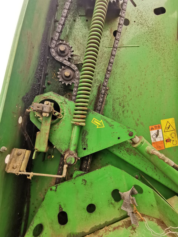 Пресс-подборщик рулонный JOHN DEERE 592: фото 23