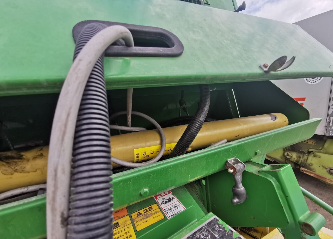 Пресс-подборщик рулонный John Deere 580: фото 16