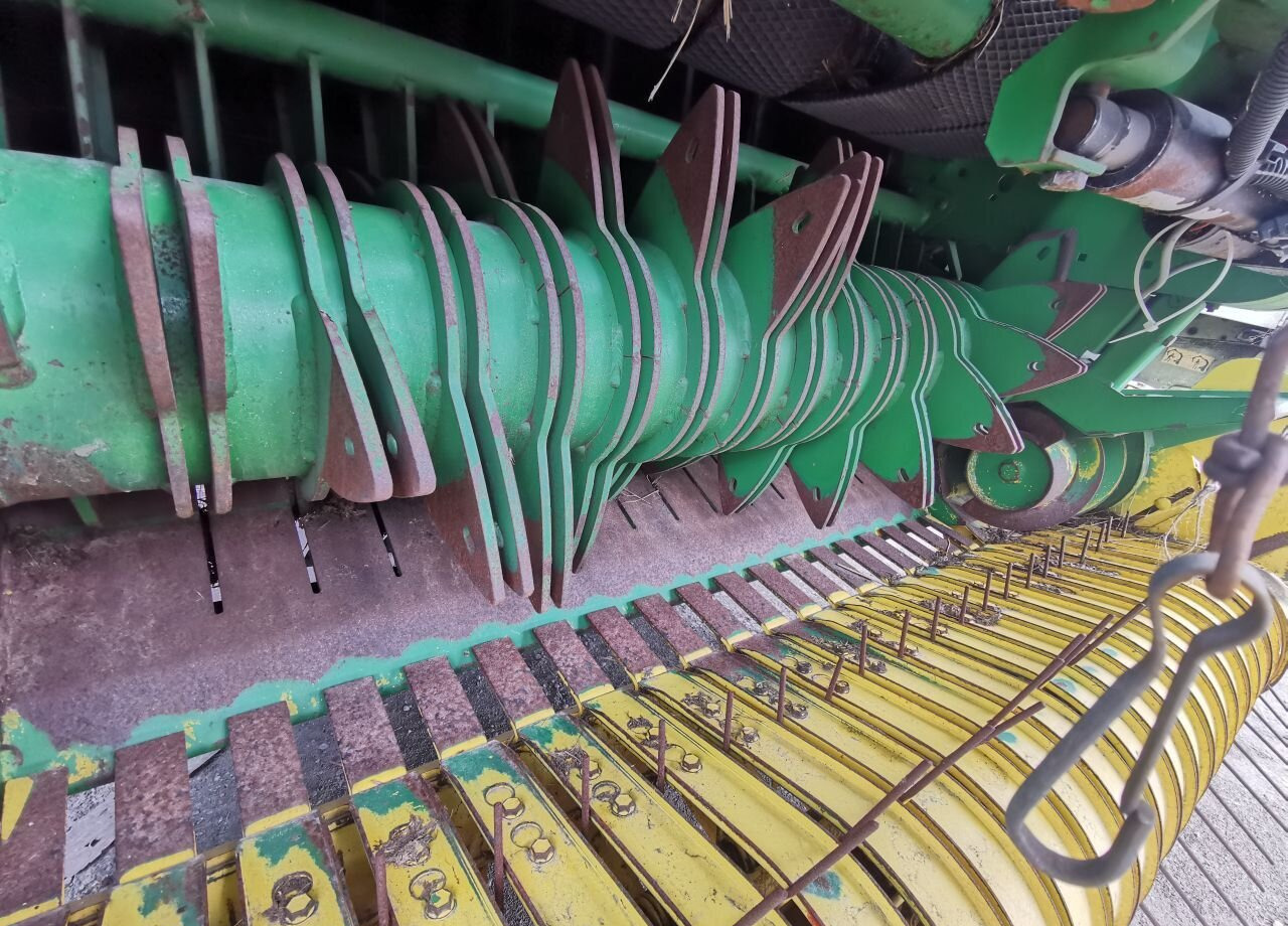 Пресс-подборщик рулонный John Deere 580: фото 24
