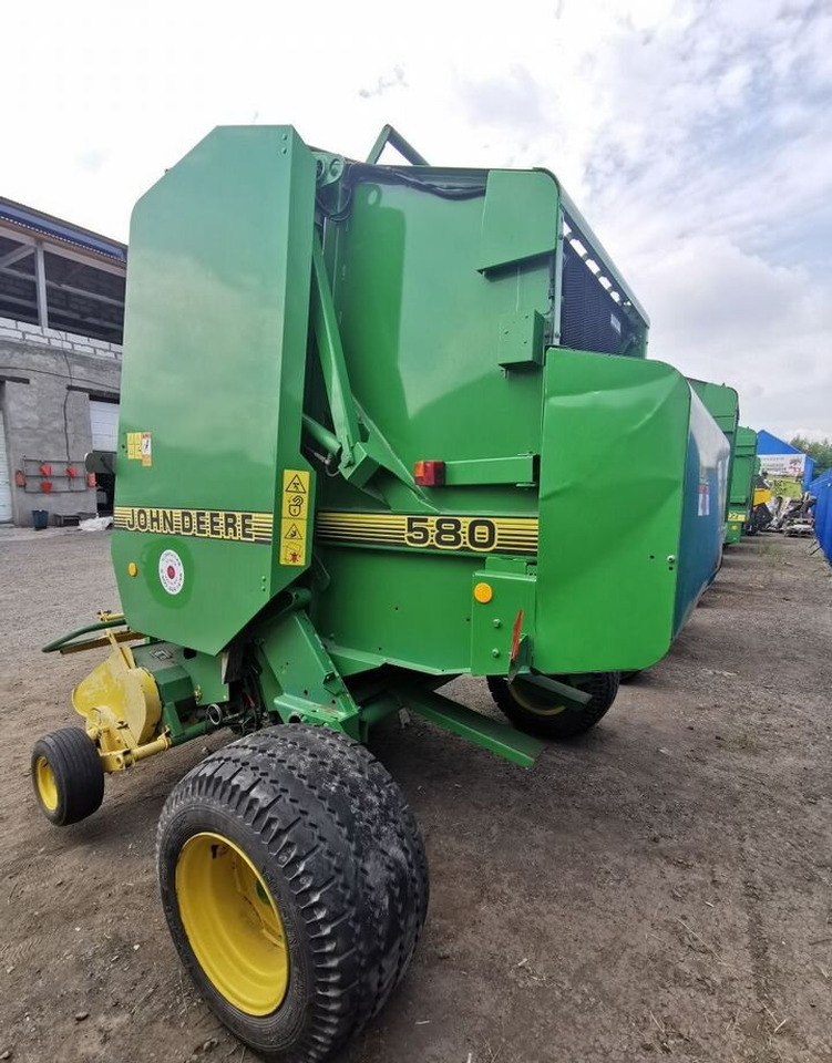 Пресс-подборщик рулонный John Deere 580: фото 6