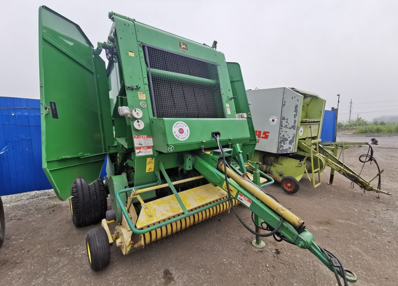 Пресс-подборщик рулонный John Deere 580: фото 9