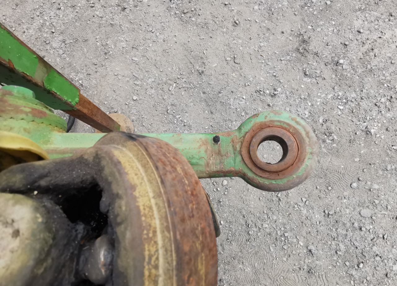 Пресс-подборщик рулонный John Deere 590: фото 17