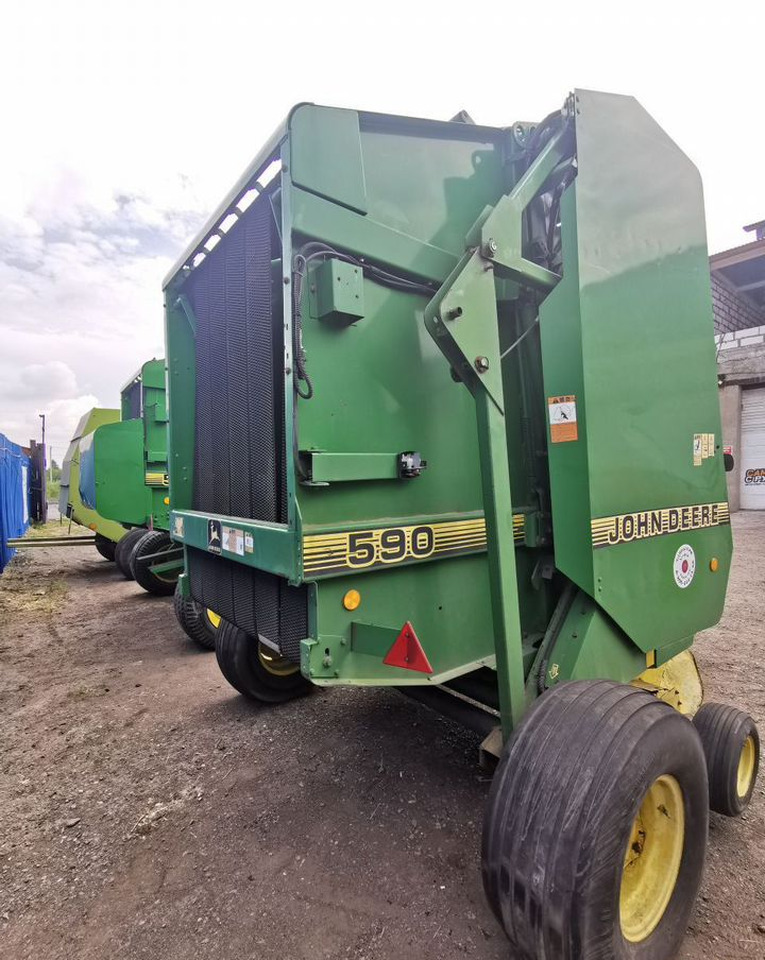 John Deere 590 - Пресс-подборщик рулонный: фото 5 John Deere 590 - Пресс-подборщик рулонный: фото 5