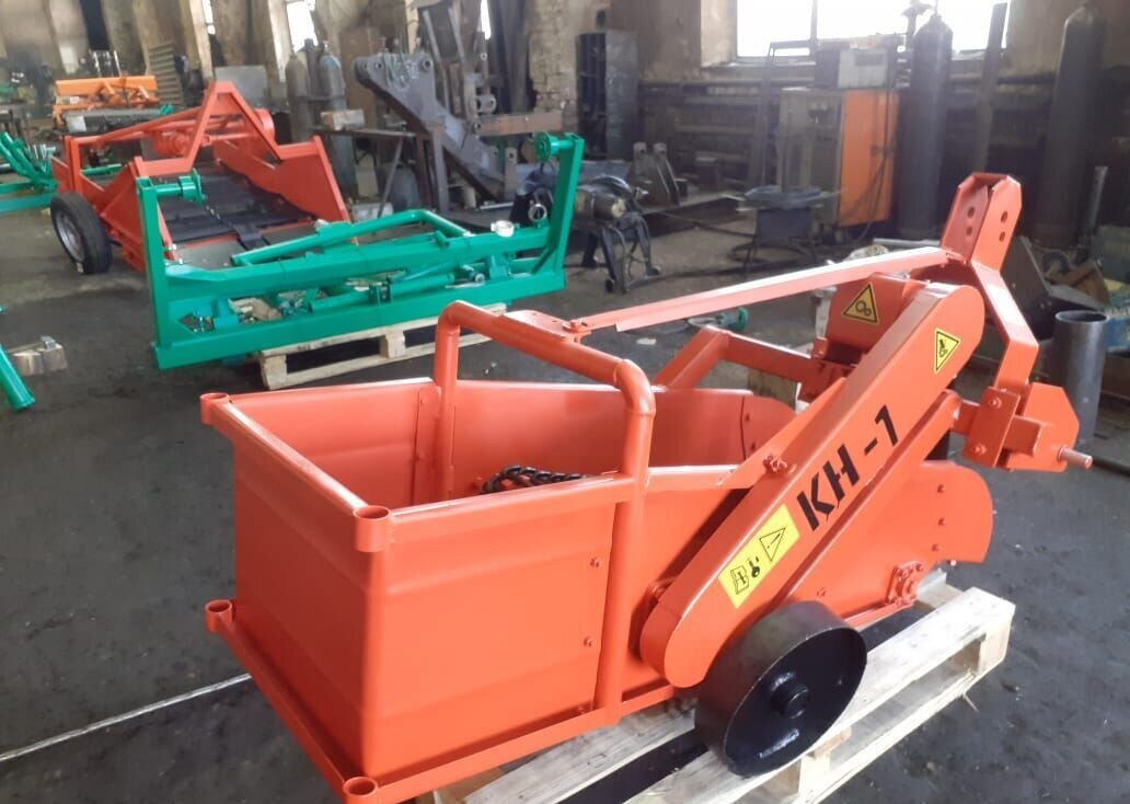 Новый Картофелеуборочный комбайн Картофелекопатель однорядный КН-1: фото 6 Новый Картофелеуборочный комбайн Картофелекопатель однорядный КН-1: фото 6