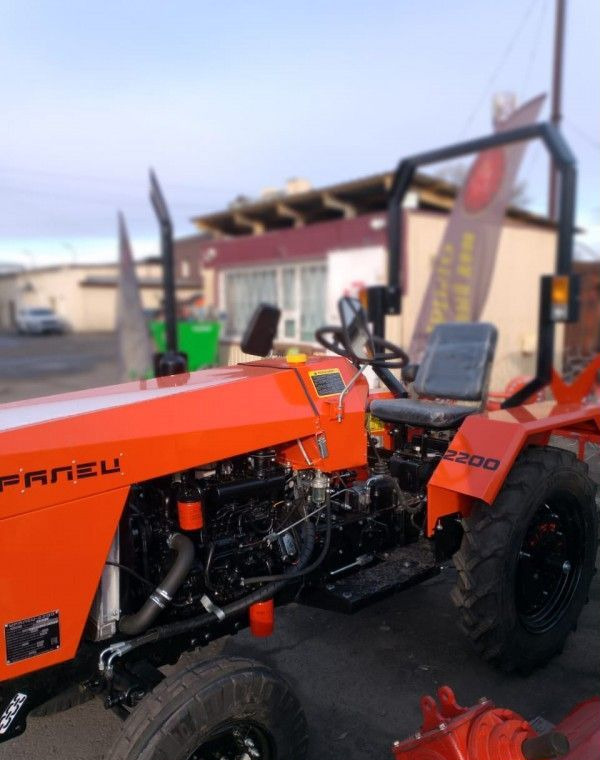 Минитрактор Уралец-2200 - Минитрактор: фото 2 Минитрактор Уралец-2200 - Минитрактор: фото 2