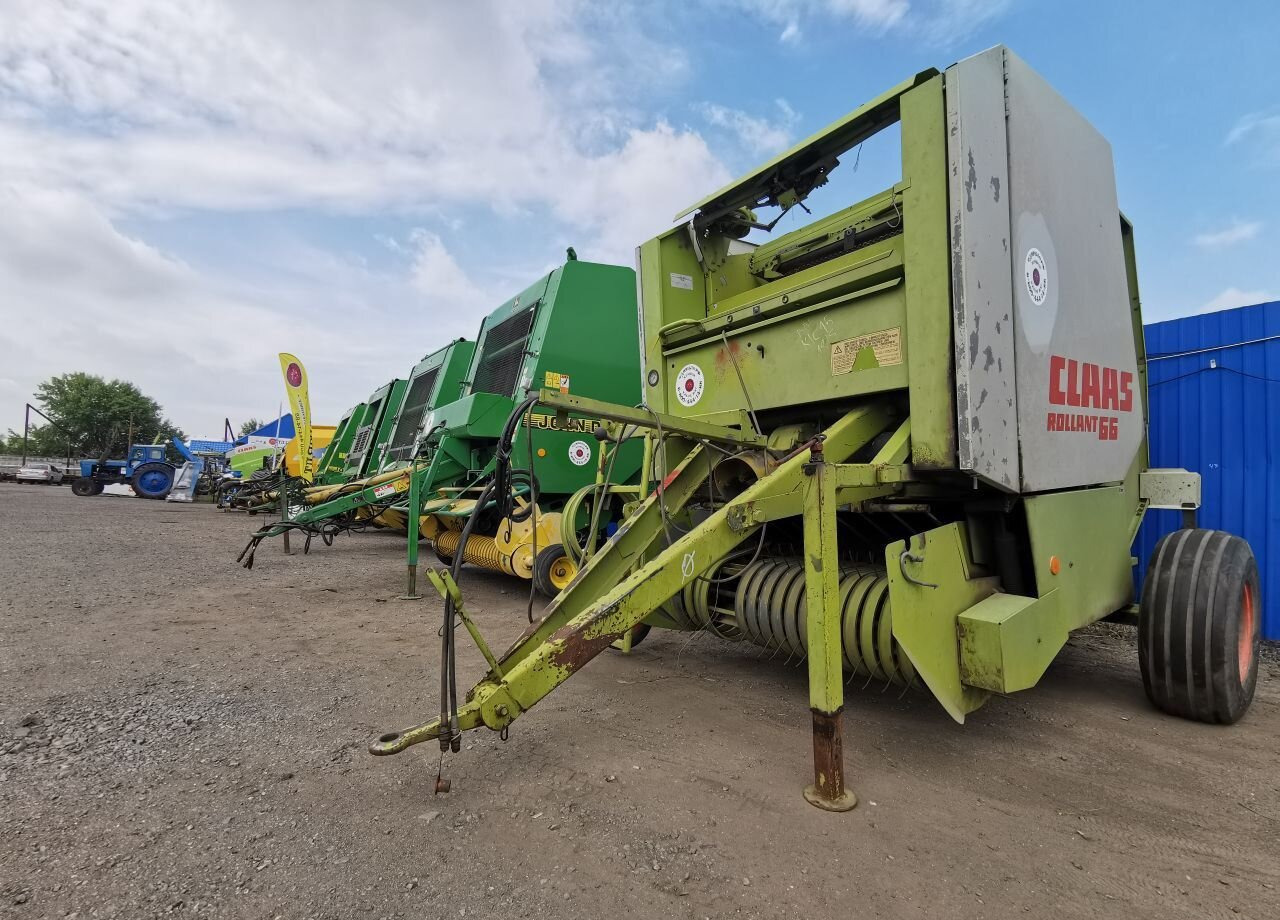 Пресс-подборщик рулонный New Holland BR 7070: фото 6