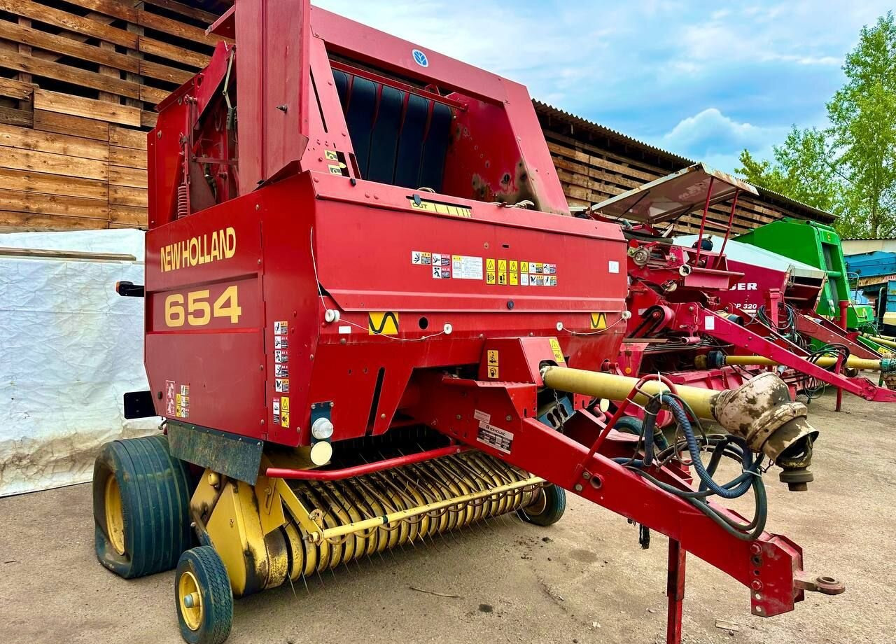 Пресс-подборщик рулонный New Holland BR 7070: фото 23