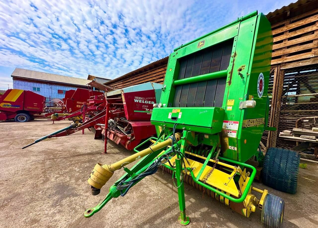 Пресс-подборщик рулонный New Holland BR 7070: фото 6