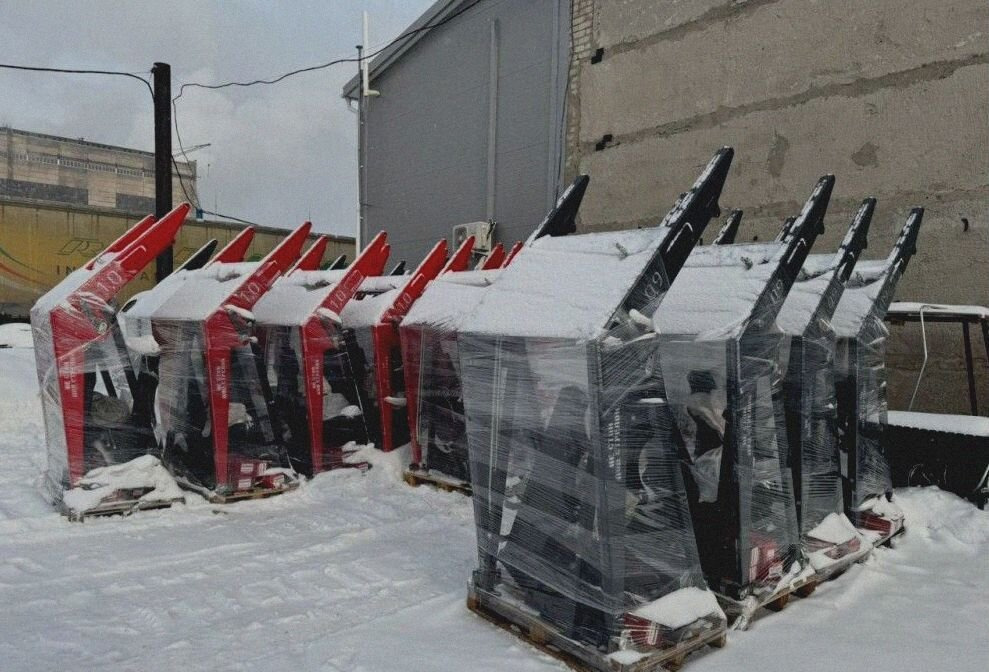 Погрузчик фронтальный универсальный CТC-1.0 - Фронтальный погрузчик для трактора: фото 3 Погрузчик фронтальный универсальный CТC-1.0 - Фронтальный погрузчик для трактора: фото 3