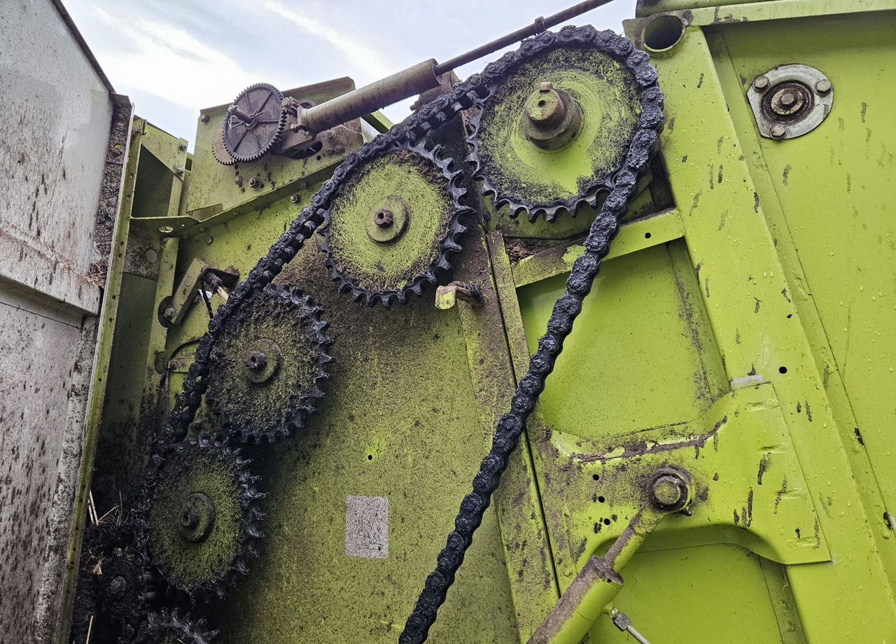 Пресс-подборщик Claas Rollant 160 б/у в сборе - Пресс-подборщик рулонный: фото 5 Пресс-подборщик Claas Rollant 160 б/у в сборе - Пресс-подборщик рулонный: фото 5