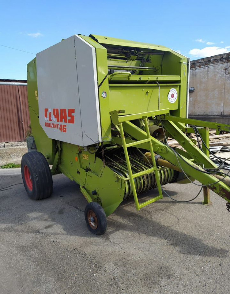 Пресс-подборщик Claas Rollant 46 в сборе - Пресс-подборщик рулонный: фото 1 Пресс-подборщик Claas Rollant 46 в сборе - Пресс-подборщик рулонный: фото 1