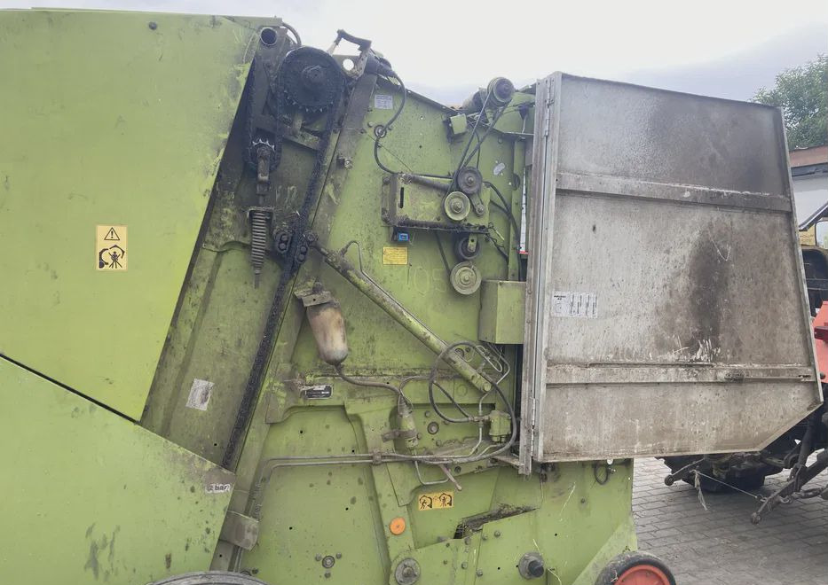 Пресс-подборщик Claas Rollant 66 в сборе - Пресс-подборщик рулонный: фото 4 Пресс-подборщик Claas Rollant 66 в сборе - Пресс-подборщик рулонный: фото 4