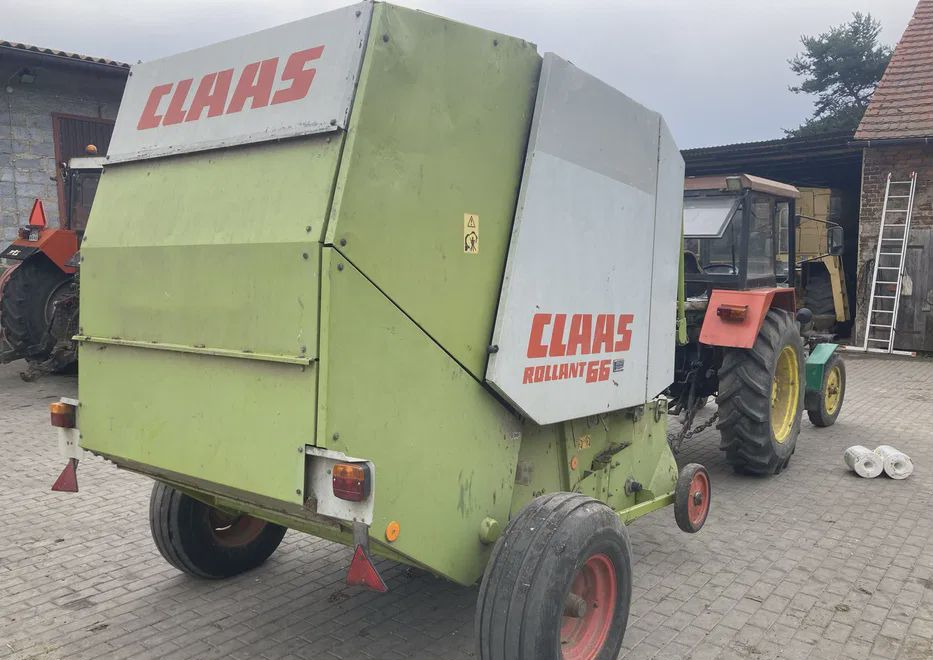 Пресс-подборщик Claas Rollant 66 в сборе - Пресс-подборщик рулонный: фото 3 Пресс-подборщик Claas Rollant 66 в сборе - Пресс-подборщик рулонный: фото 3