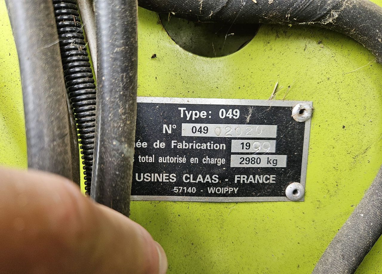 Пресс-подборщик Claas Variant 180 б/у в сборе - Пресс-подборщик рулонный: фото 2 Пресс-подборщик Claas Variant 180 б/у в сборе - Пресс-подборщик рулонный: фото 2