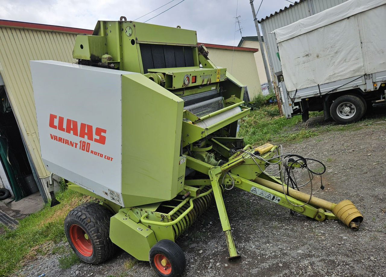 Пресс-подборщик Claas Variant 180 б/у в сборе - Пресс-подборщик рулонный: фото 1 Пресс-подборщик Claas Variant 180 б/у в сборе - Пресс-подборщик рулонный: фото 1
