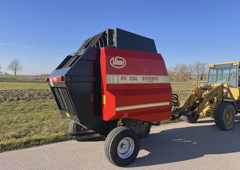 Пресс-подборщик Greenland Rivierre RV 126L в сборе - Пресс-подборщик рулонный: фото 4 Пресс-подборщик Greenland Rivierre RV 126L в сборе - Пресс-подборщик рулонный: фото 4