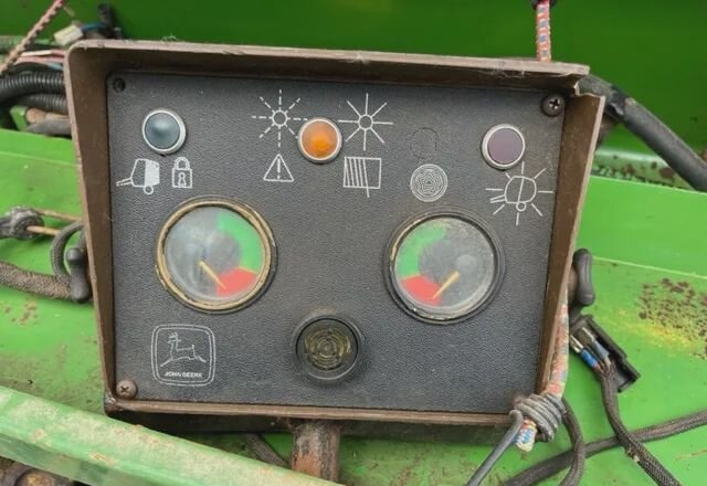 Пресс-подборщик рулонный Пресс-подборщик John Deere 550 в сборе: фото 8