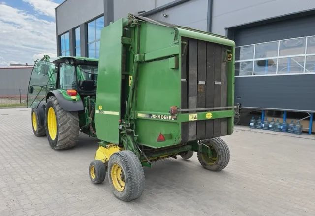 Пресс-подборщик John Deere 550 в сборе - Пресс-подборщик рулонный: фото 2 Пресс-подборщик John Deere 550 в сборе - Пресс-подборщик рулонный: фото 2