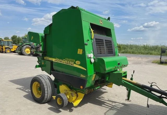 Пресс-подборщик John Deere 582 в сборе - Пресс-подборщик рулонный: фото 2 Пресс-подборщик John Deere 582 в сборе - Пресс-подборщик рулонный: фото 2
