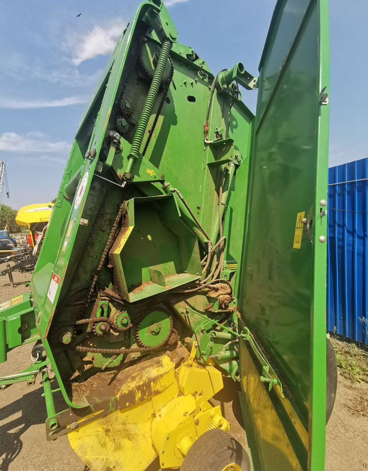 Пресс-подборщик рулонный Пресс-подборщик John Deere 590 в сборе: фото 6
