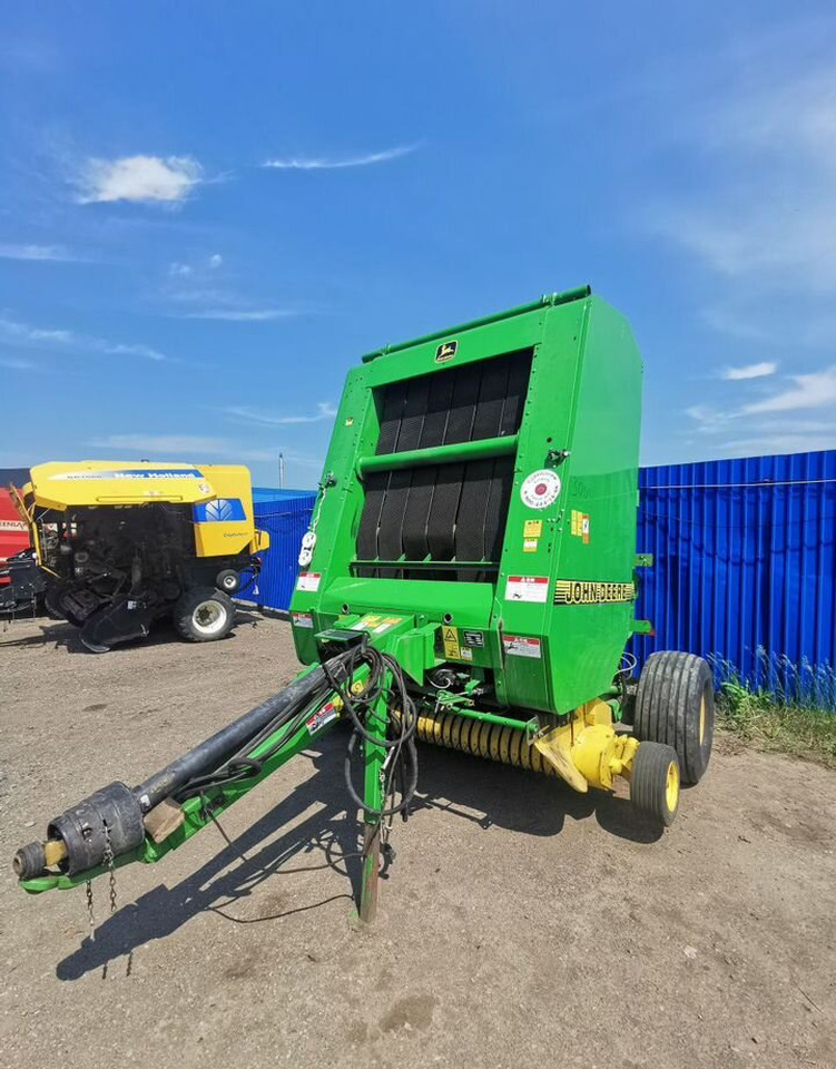 Пресс-подборщик John Deere 590 в сборе - Пресс-подборщик рулонный: фото 3 Пресс-подборщик John Deere 590 в сборе - Пресс-подборщик рулонный: фото 3