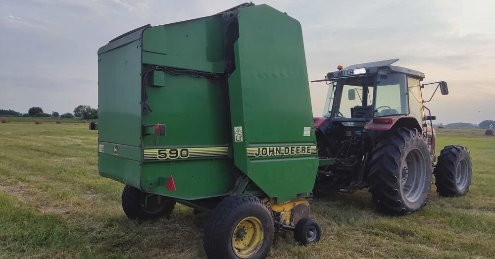 Пресс-подборщик John Deere 590 в сборе - Пресс-подборщик рулонный: фото 3 Пресс-подборщик John Deere 590 в сборе - Пресс-подборщик рулонный: фото 3