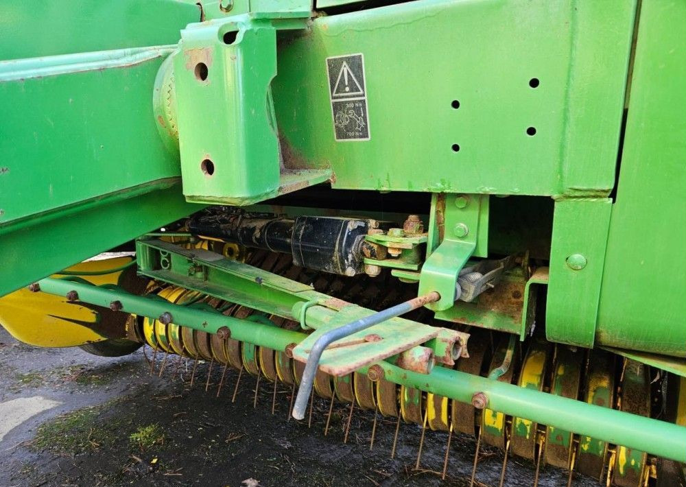 Пресс-подборщик рулонный Пресс-подборщик John Deere 590 в сборе: фото 10