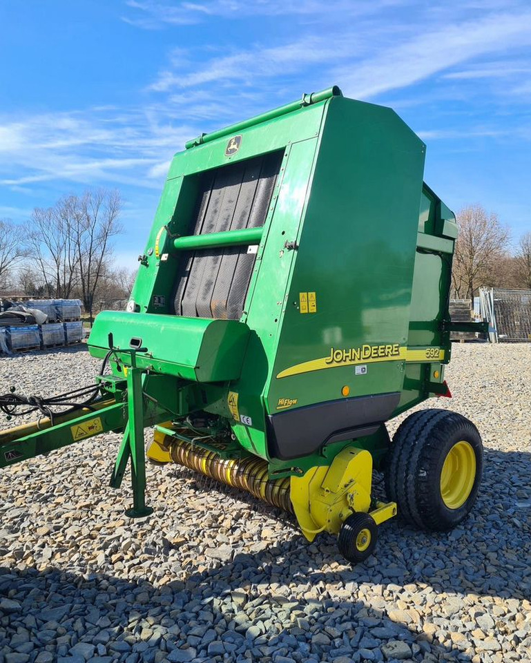 Пресс-подборщик John Deere 592 в сборе - Пресс-подборщик рулонный: фото 1 Пресс-подборщик John Deere 592 в сборе - Пресс-подборщик рулонный: фото 1