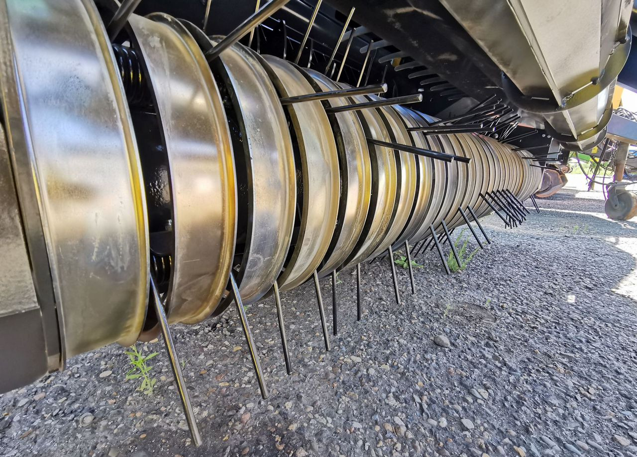 Новый Пресс-подборщик рулонный Пресс-подборщик Pascal 12: фото 8 Новый Пресс-подборщик рулонный Пресс-подборщик Pascal 12: фото 8