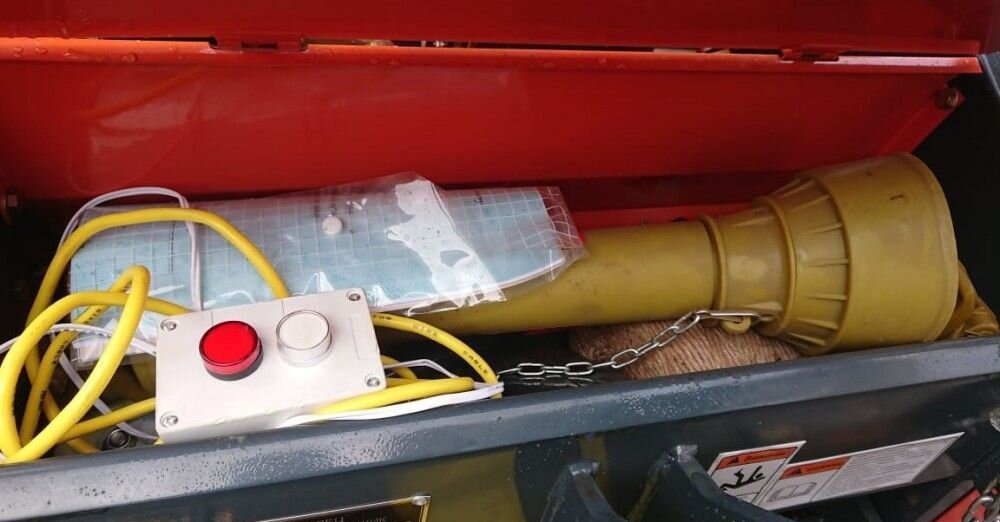 Пресс-подборщик Уралец 0870 в сборе - Пресс-подборщик рулонный: фото 3 Пресс-подборщик Уралец 0870 в сборе - Пресс-подборщик рулонный: фото 3